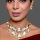 Mirror Stone Collar Necklace Set with Pearl Border Detailing